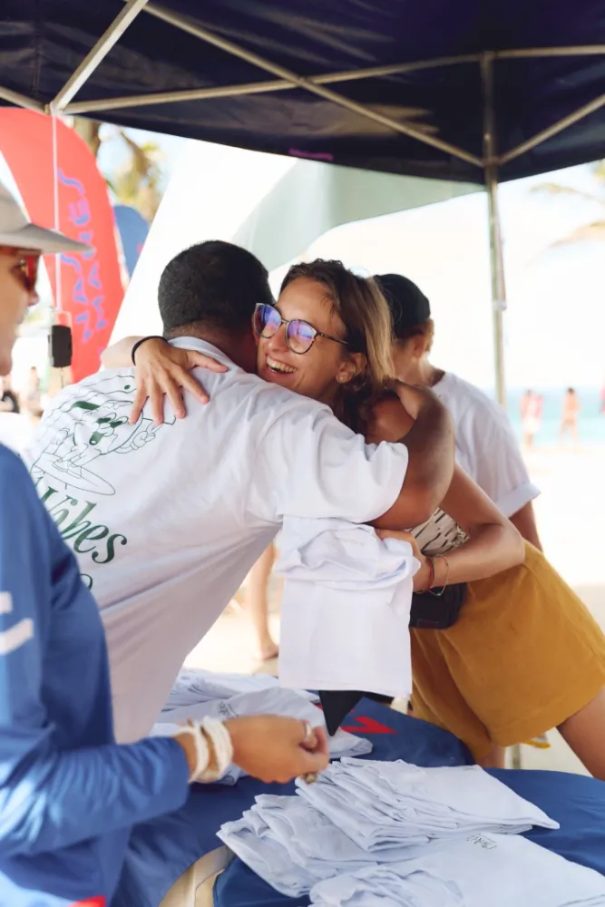 Album do Conexão e cuidado: voluntários se encontram em ação ambiental no Arpoador