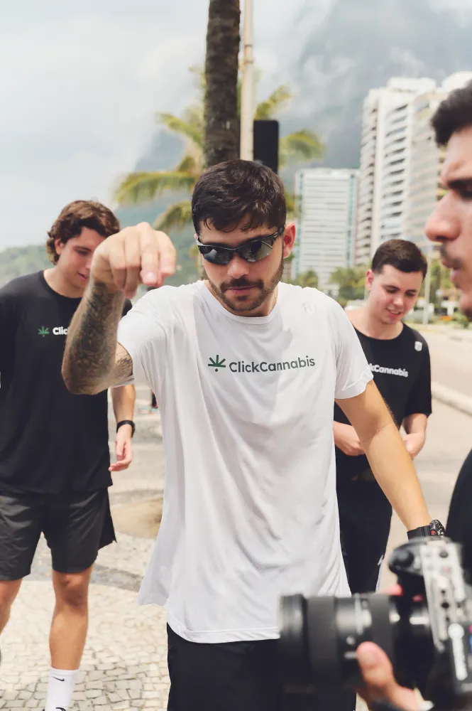 Album do Corredores da Click Runner se reúnem na orla para momentos de descontração